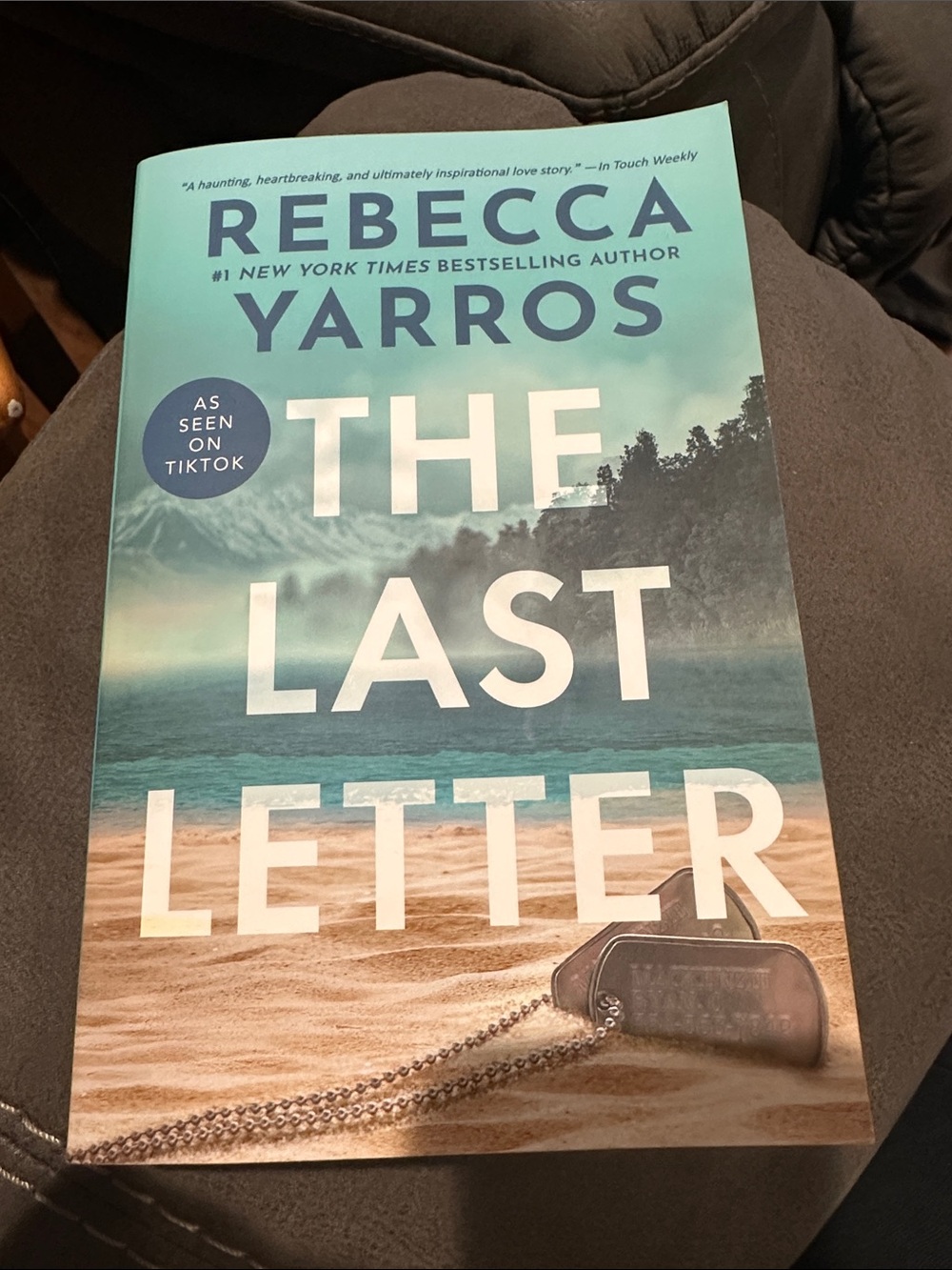Rebecca Yarros - The Last Letter  great read!
